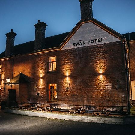 The Swan Hotel Newport  Esterno foto